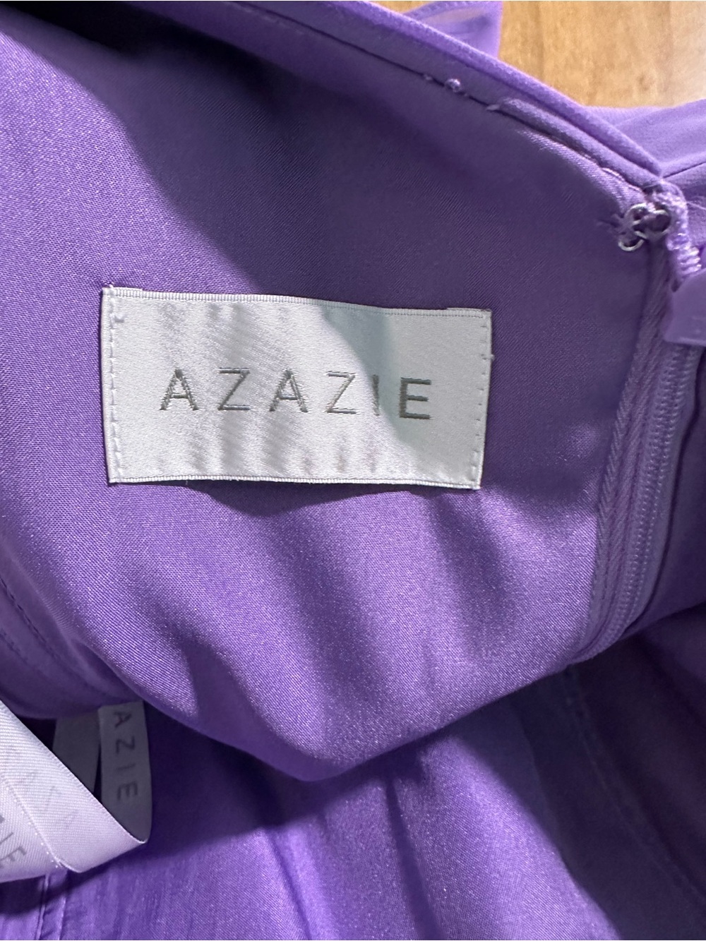 Azazie Lavender Chiffon Pleated V-Neck Bridesmaid Dress Size 4 Wedding Guest - Picture 8 of 9
